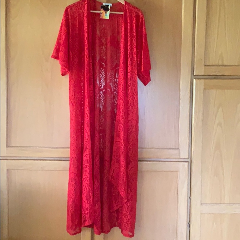Red lace duster